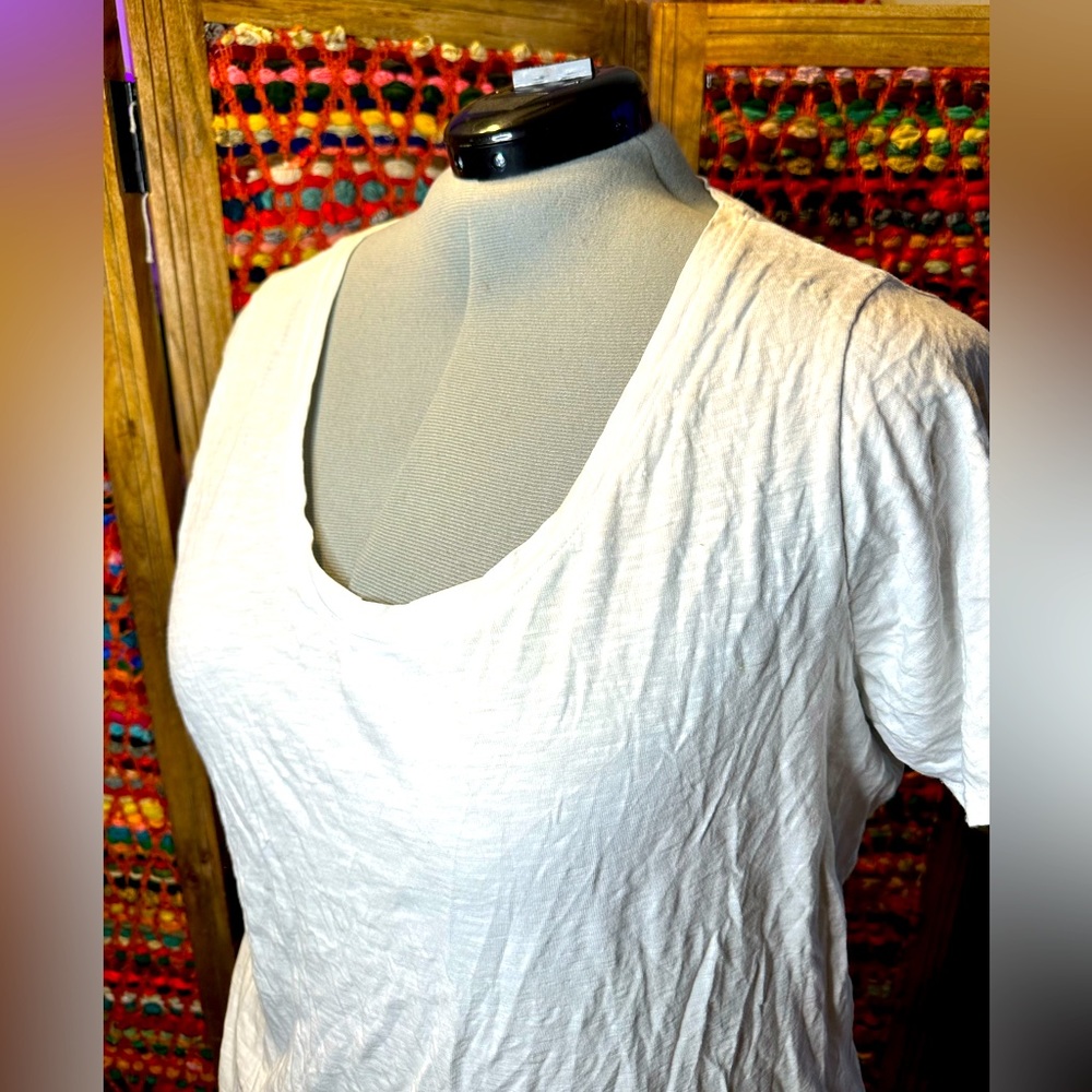 Old Navy Scoop Neck Tee